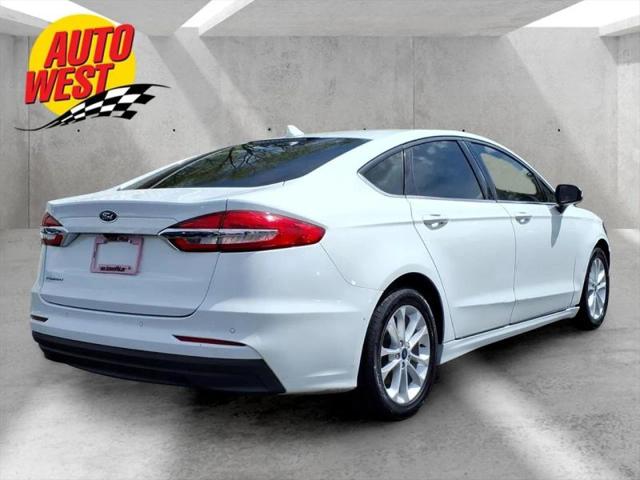 2020 Ford Fusion SE