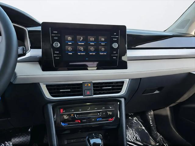 2026 Volkswagen Taos SE