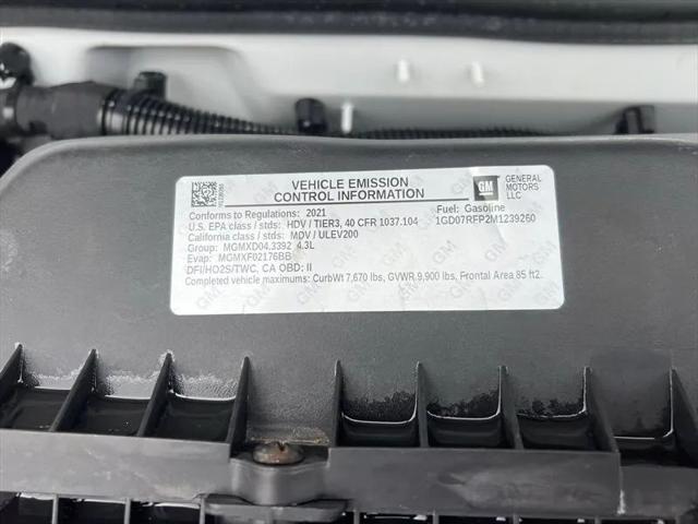 2021 GMC Savana Cutaway Work Van