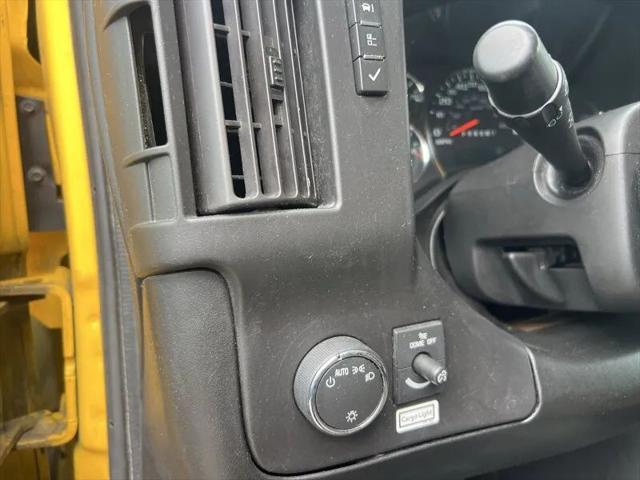 2021 GMC Savana Cutaway Work Van