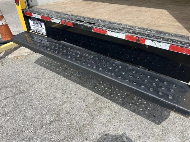 2021 GMC Savana Cutaway Work Van