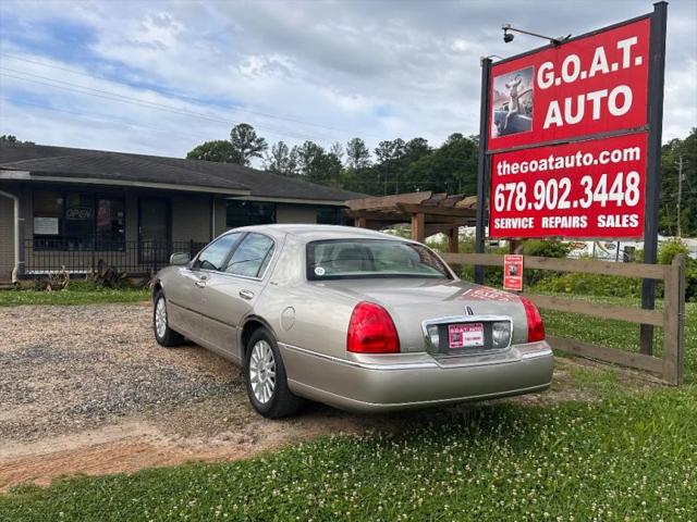 2003 Lincoln Town Car Executive