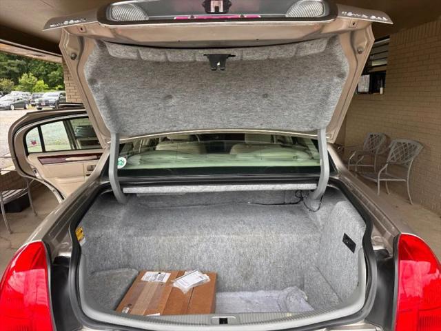 2003 Lincoln Town Car Executive