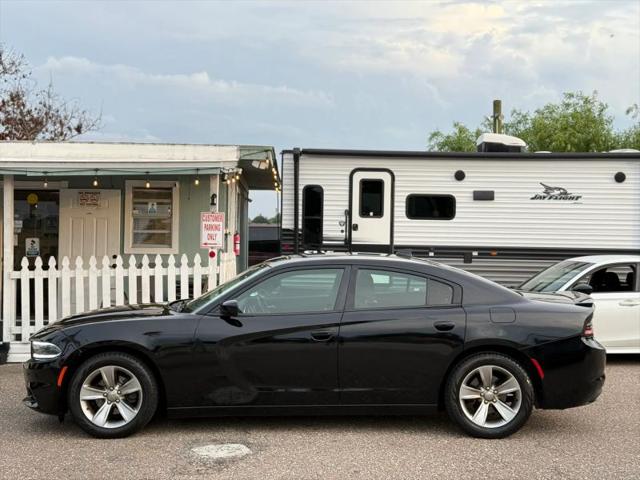 2016 Dodge Charger SXT