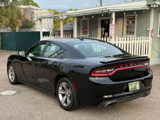 2016 Dodge Charger SXT
