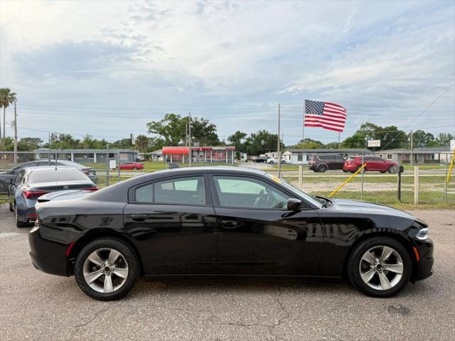 2016 Dodge Charger SXT