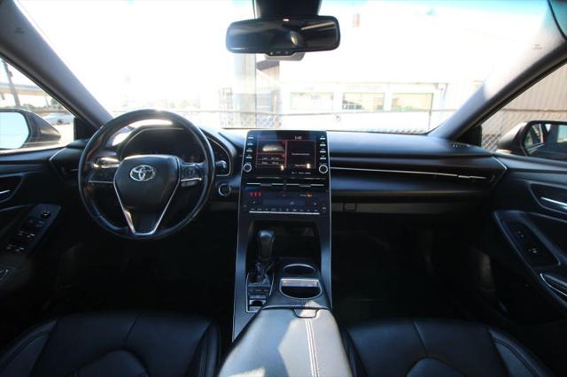 2019 Toyota Avalon XLE