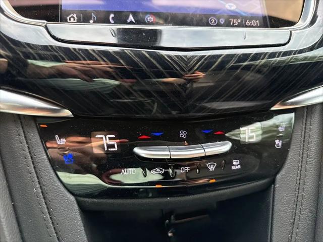 2025 Cadillac XT6 FWD Premium Luxury