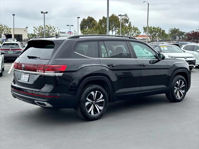 2024 Volkswagen Atlas 2.0T SE