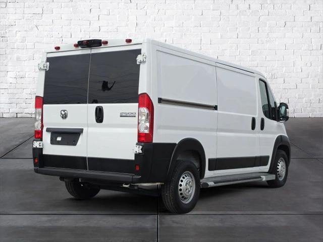2025 Ram ProMaster 2500 Cargo Van Tradesman Low Roof 136" WB w/Pass Seat