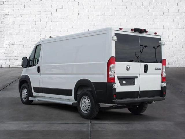 2025 Ram ProMaster 2500 Cargo Van Tradesman Low Roof 136" WB w/Pass Seat