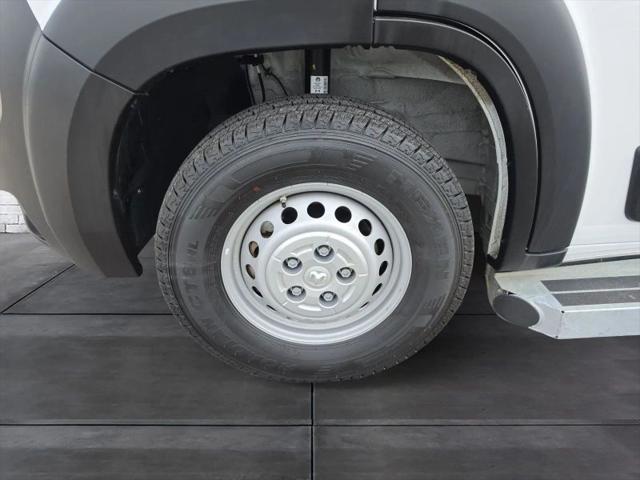 2025 Ram ProMaster 2500 Cargo Van Tradesman Low Roof 136" WB w/Pass Seat