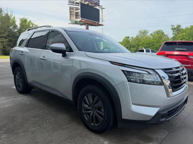 2022 Nissan Pathfinder SV 4WD