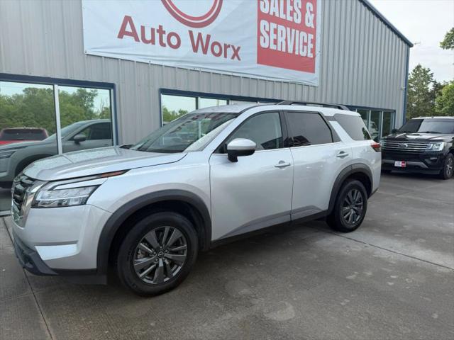 2022 Nissan Pathfinder SV 4WD