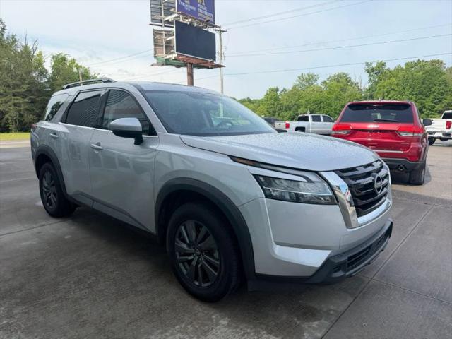 2022 Nissan Pathfinder SV 4WD