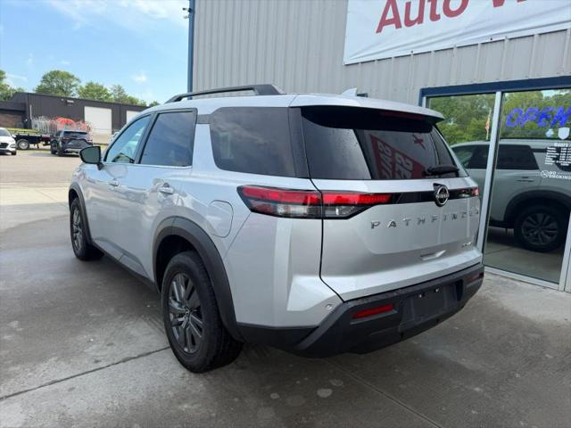 2022 Nissan Pathfinder SV 4WD