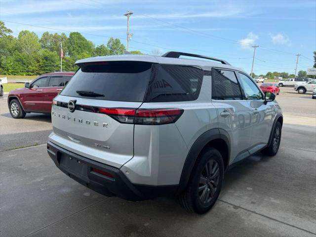 2022 Nissan Pathfinder SV 4WD