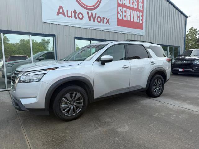 2022 Nissan Pathfinder SV 4WD