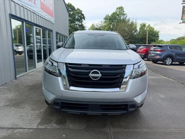 2022 Nissan Pathfinder SV 4WD