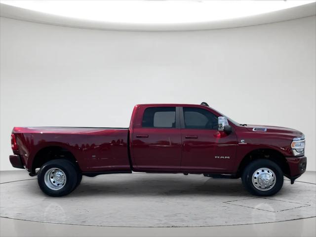 2024 Ram 3500 Laramie Crew Cab 4x4 8' Box