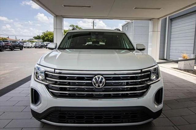 2026 Volkswagen Atlas SE with Technology