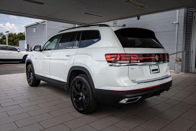 2026 Volkswagen Atlas SE with Technology