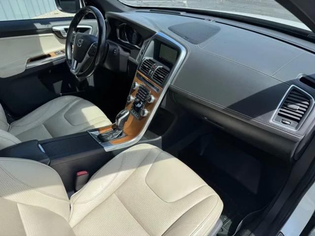 2015 Volvo XC60 T5 Platinum