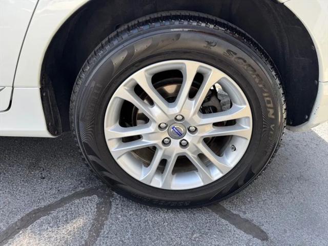 2015 Volvo XC60 T5 Platinum