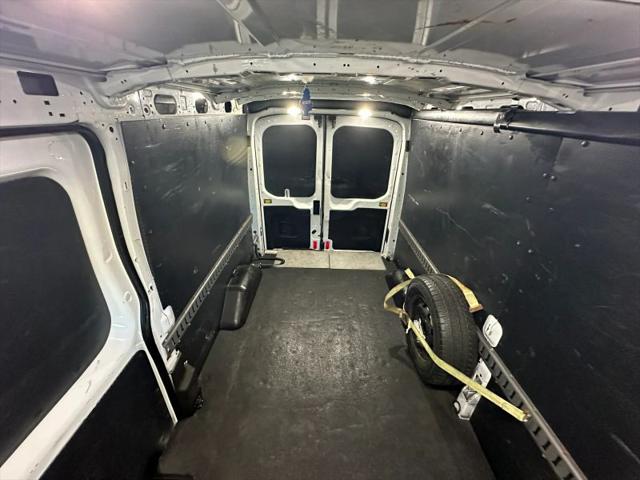 2018 Ford Transit Medium Roof w/Sliding Side Door w/LWB