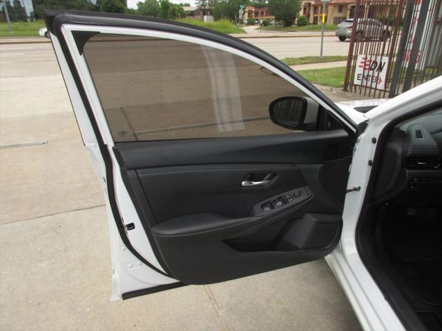 2023 Nissan Sentra SV Xtronic CVT