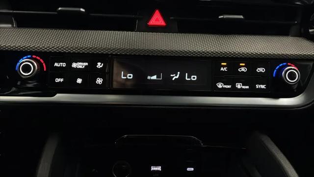 2025 Kia Sportage Hybrid LX