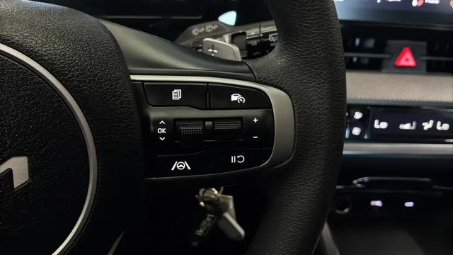 2025 Kia Sportage Hybrid LX