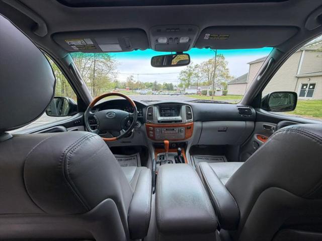 2004 Lexus LX 470 470