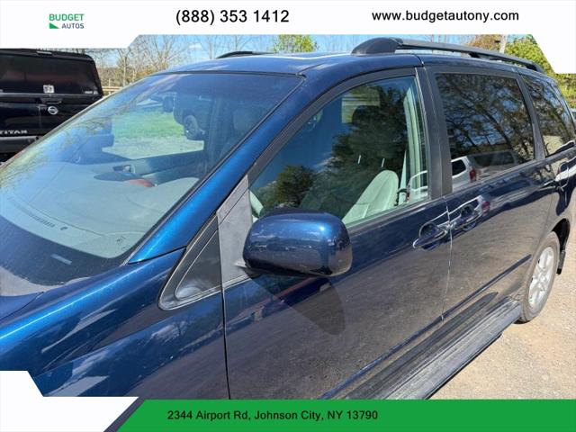 2004 Toyota Sienna XLE Limited
