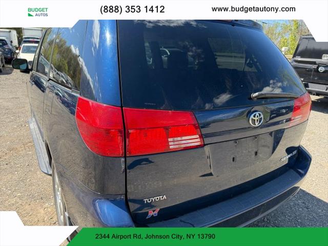 2004 Toyota Sienna XLE Limited