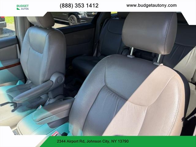 2004 Toyota Sienna XLE Limited