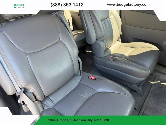 2004 Toyota Sienna XLE Limited