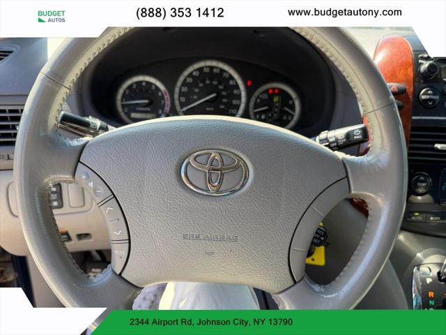 2004 Toyota Sienna XLE Limited