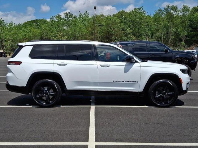 2022 Jeep Grand Cherokee L Altitude 4x4