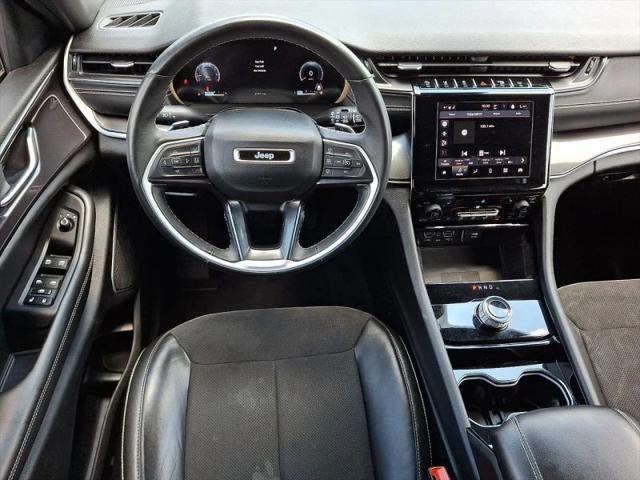 2022 Jeep Grand Cherokee L Altitude 4x4