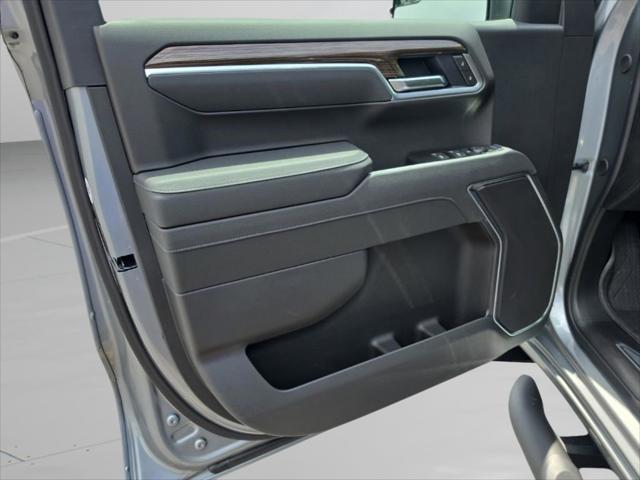 2026 Chevrolet Silverado 1500 4WD Crew Cab Short Bed RST