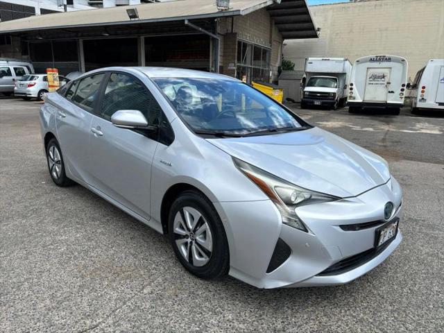 2018 Toyota Prius Three Touring