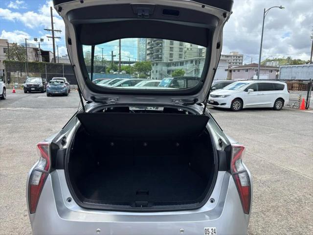 2018 Toyota Prius Three Touring