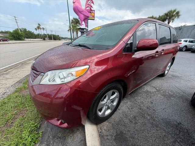 2017 Toyota Sienna LE 8 Passenger for sale in Holly Hill, FL