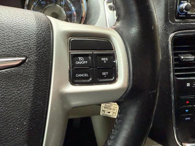 2014 Chrysler Town & Country Touring