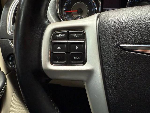 2014 Chrysler Town & Country Touring