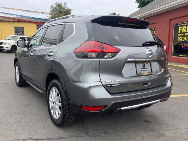 2018 Nissan Rogue SV