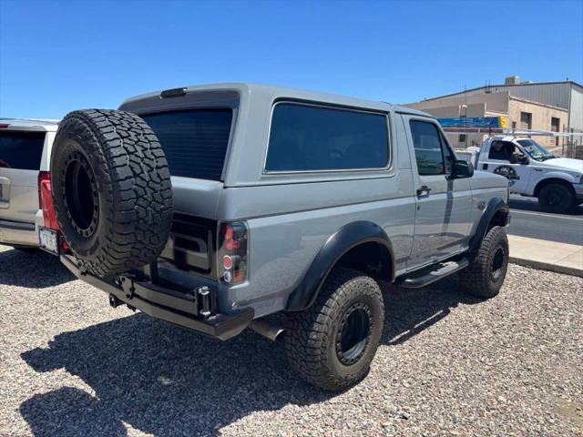 1992 Ford Bronco Base
