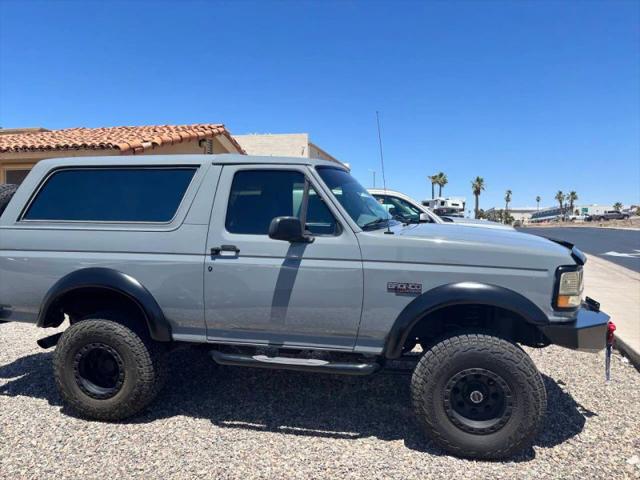 1992 Ford Bronco Base