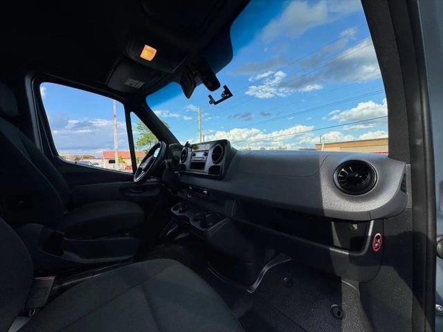 2018 Mercedes-Benz Sprinter 2500 Standard Roof V6